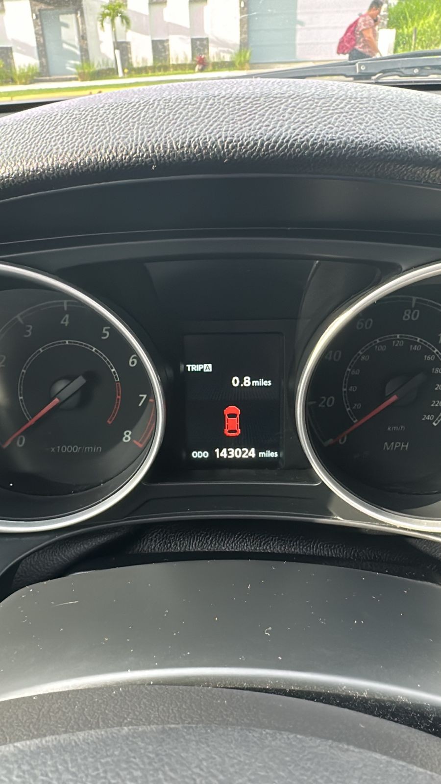 Mitsubishi Outlander Sport odometer display