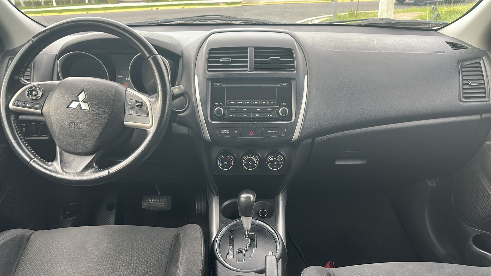 Mitsubishi Outlander Sport interior dashboard